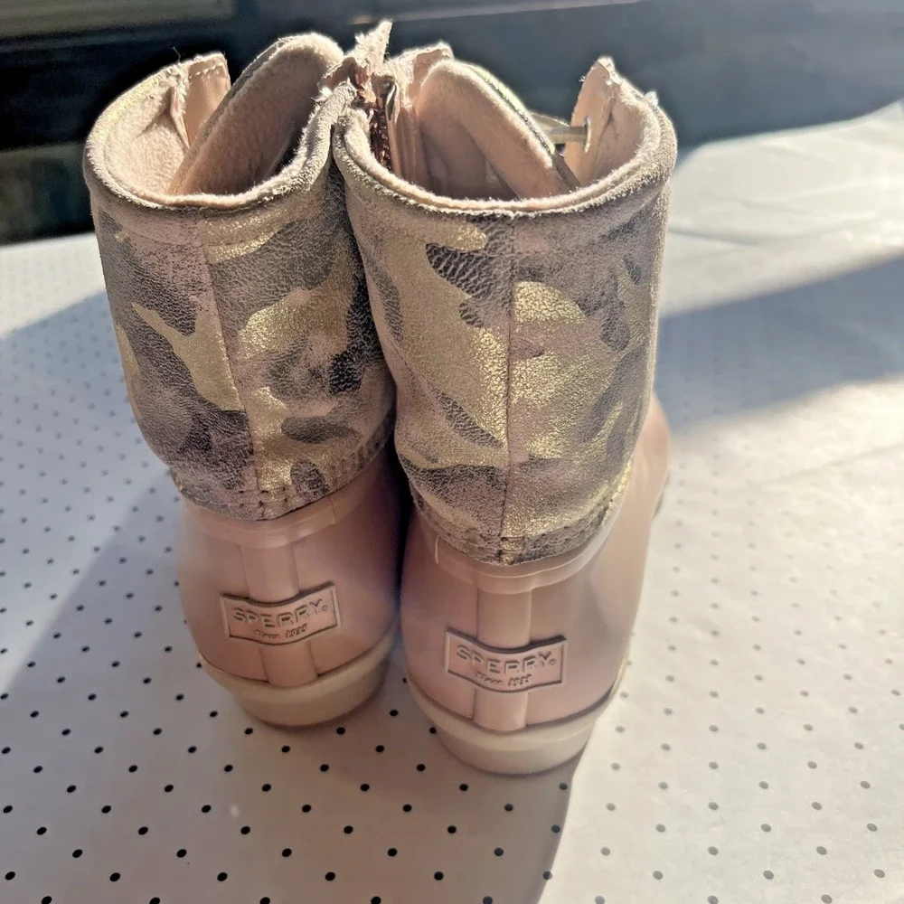 Sperry Saltwater Duck Boots Womens 8 Blush Pink Metallic Camo Waterproof  Boots